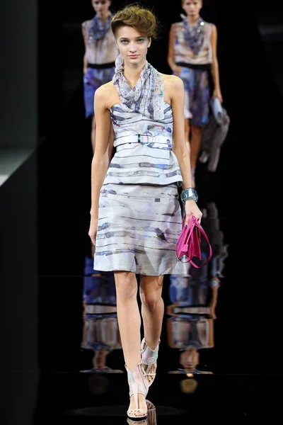 Look 24